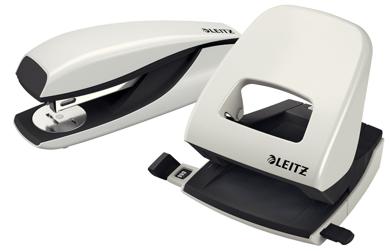Capsator Birou Leitz 5502, 30 Coli, Capse 24/6, Gri