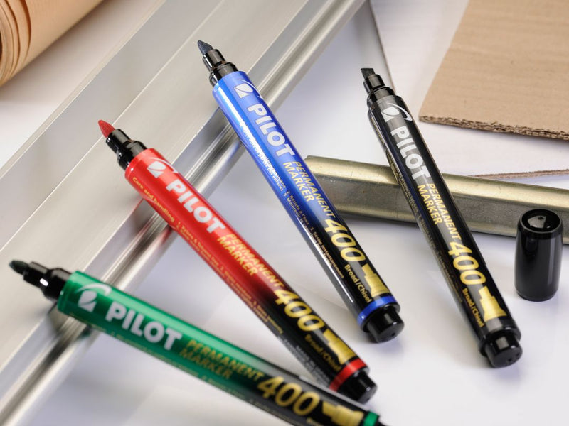 Marker Permanent P400 Vârf Teșit 4 mm Albastru Pilot