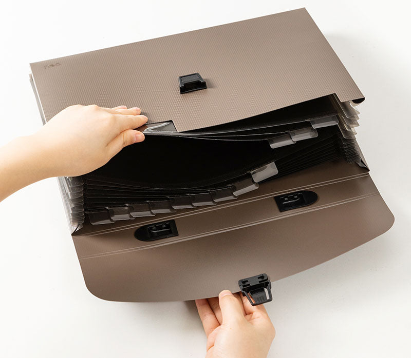 Servietă Plastic cu Mâner 13 Compartimente 332 x 235 mm Deli