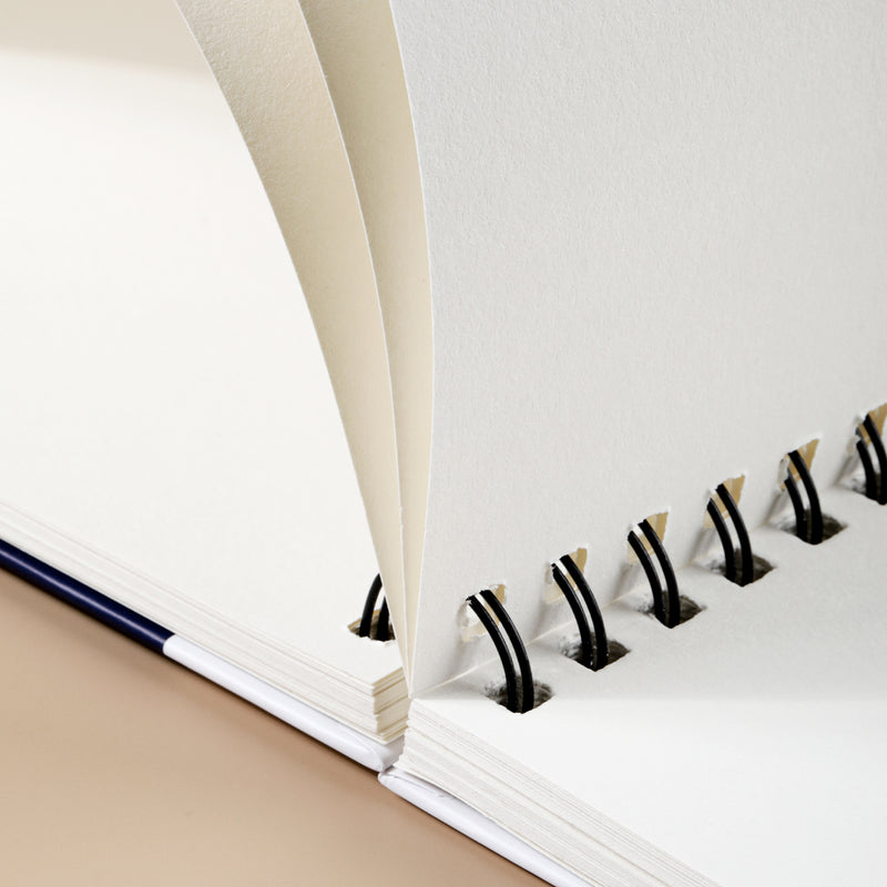 Sketch Book A4 60 File 160 g/mp Deli